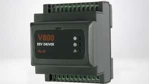 V800